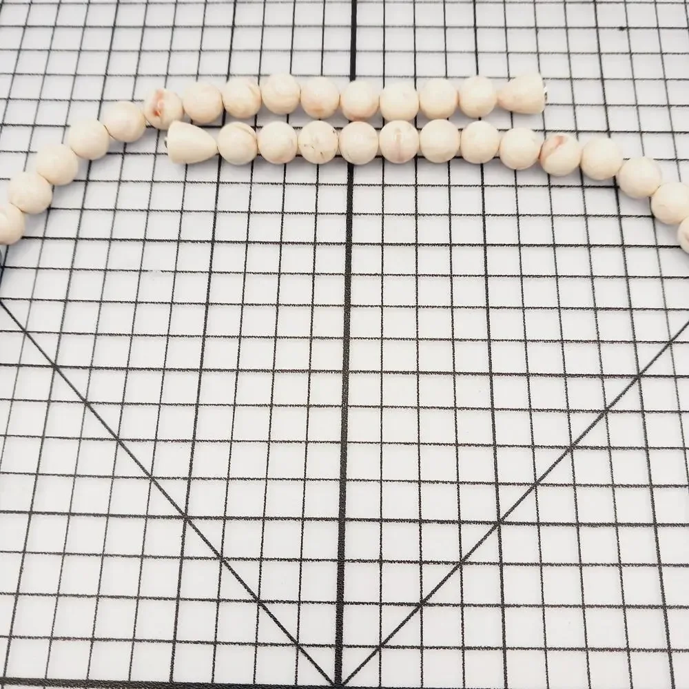 Necklace Bead VTG 24